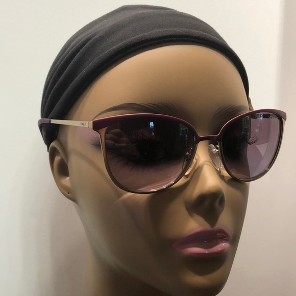 Vogue Accessories - Vogue Sunglasses